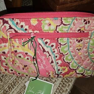 NWT Vera Bradley Pink Floral Women's Bag